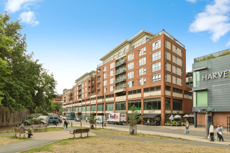 2 bedroom flat
