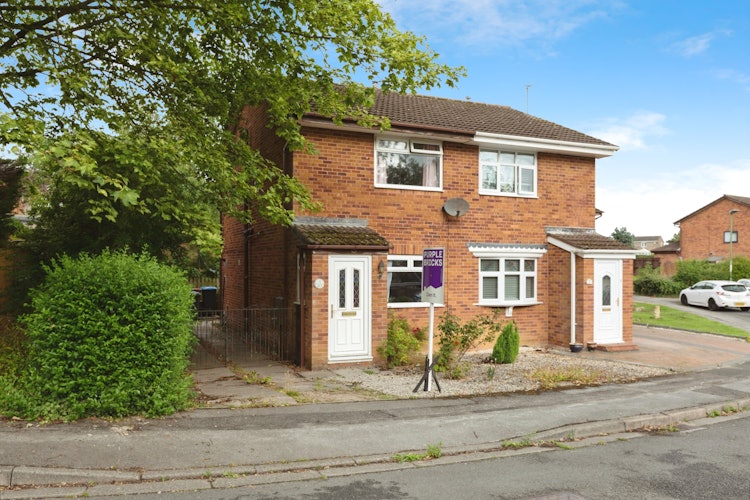 2 bedroom semi-detached house