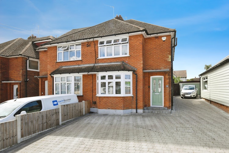 3 bedroom semi-detached house