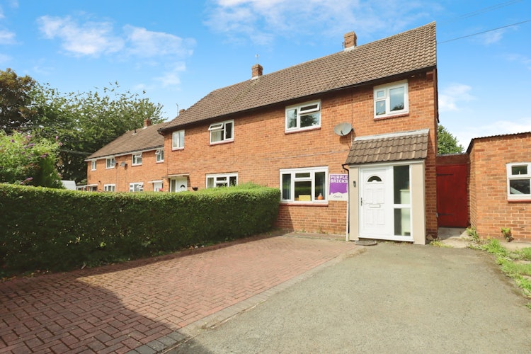 3 bedroom semi-detached house