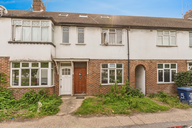 5 bedroom flat