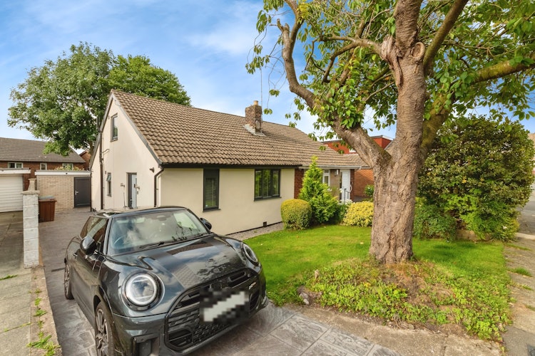 3 bedroom semi-detached bungalow