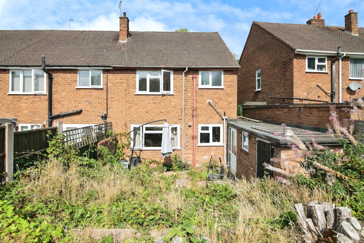 3 bedroom detached house
