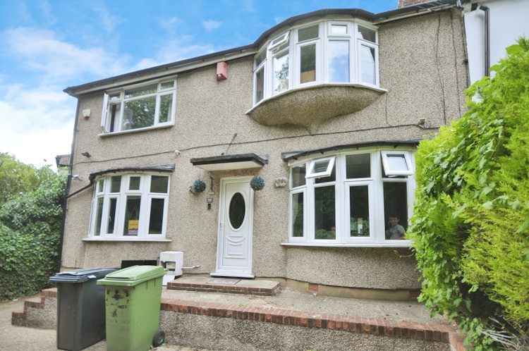 4 bedroom semi-detached house