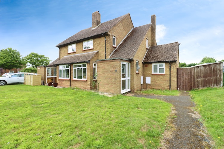 2 bedroom semi-detached house