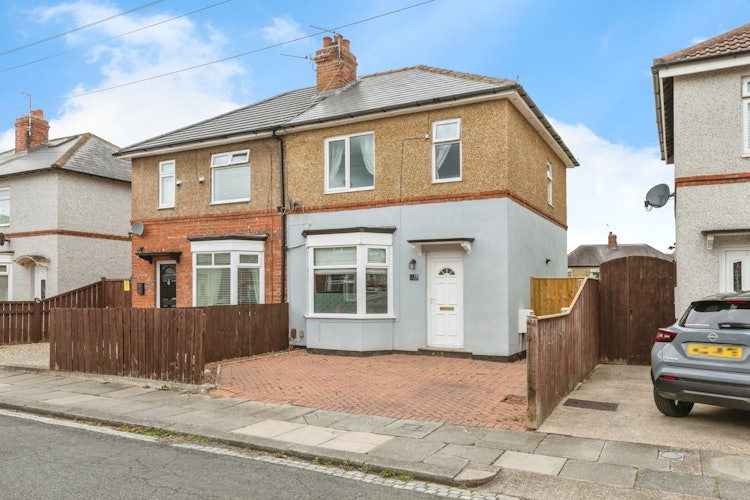 2 bedroom semi-detached house