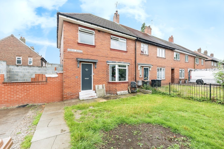 3 bedroom end of terrace house
