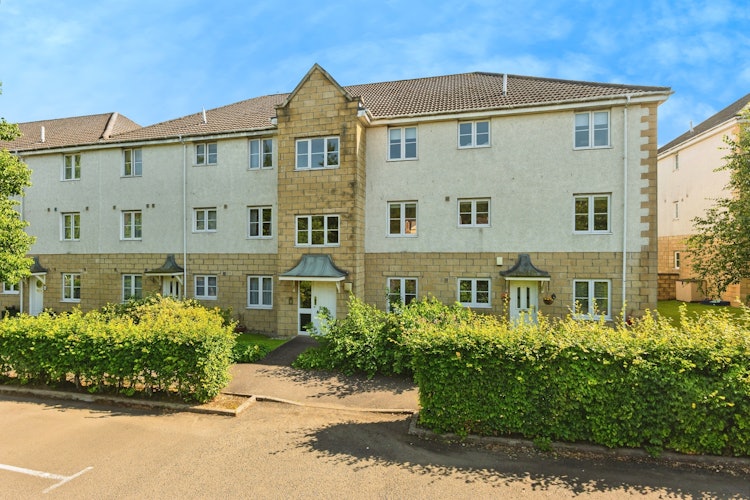 2 bedroom flat