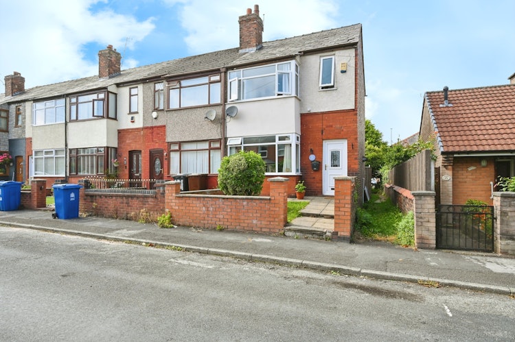 2 bedroom end of terrace house
