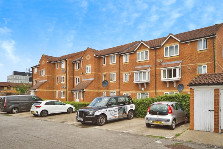1 bedroom flat