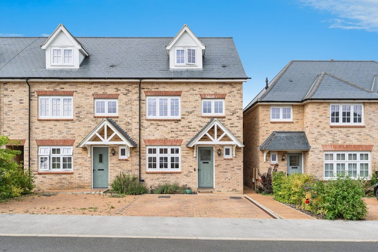 4 bedroom town house
