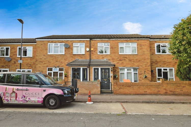 3 bedroom terraced house