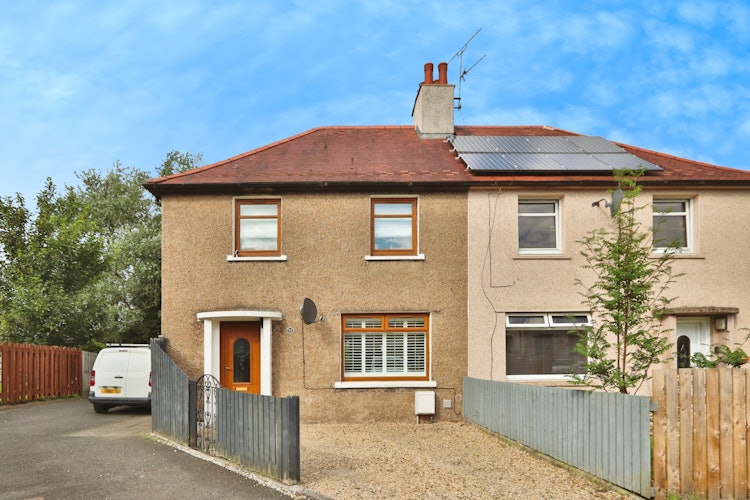 3 bedroom semi-detached house