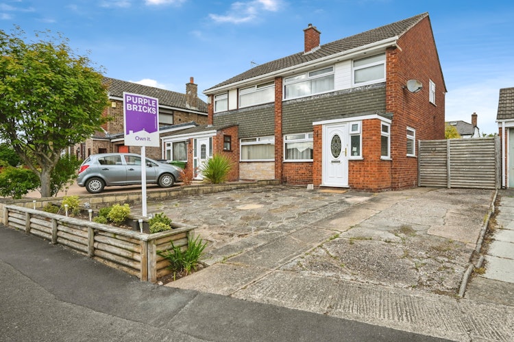 3 bedroom semi-detached house