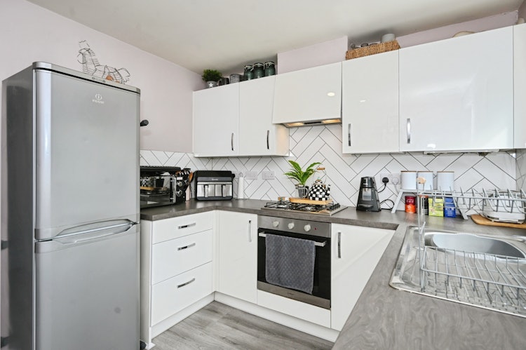 2 bedroom terraced house