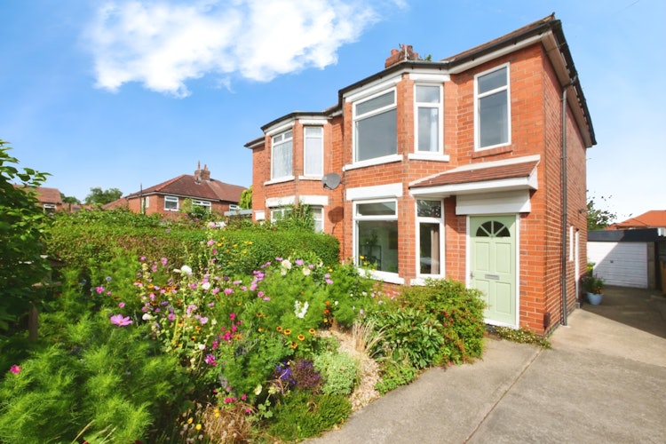 2 bedroom semi-detached house