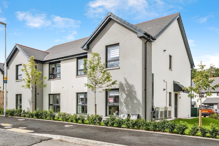 2 bedroom ground floor flat