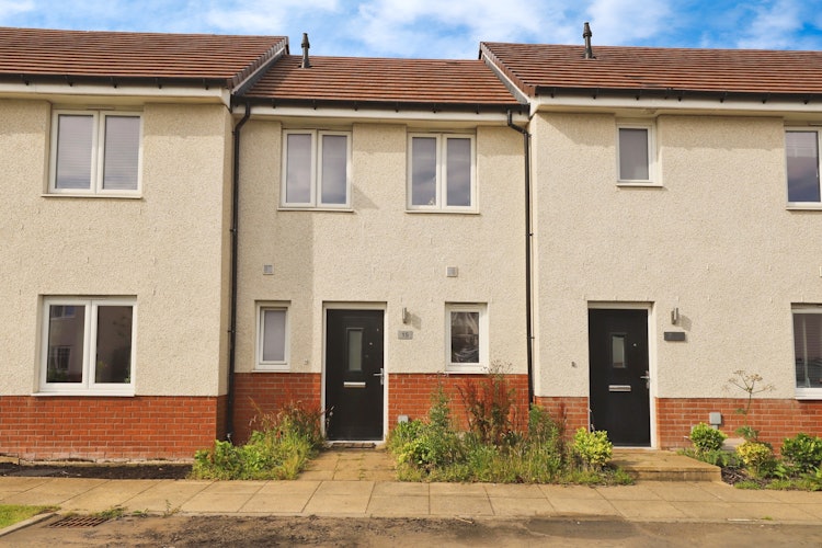 2 bedroom terraced house