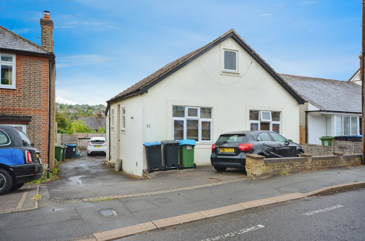3 bedroom detached bungalow