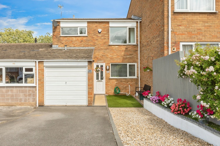 3 bedroom terraced house