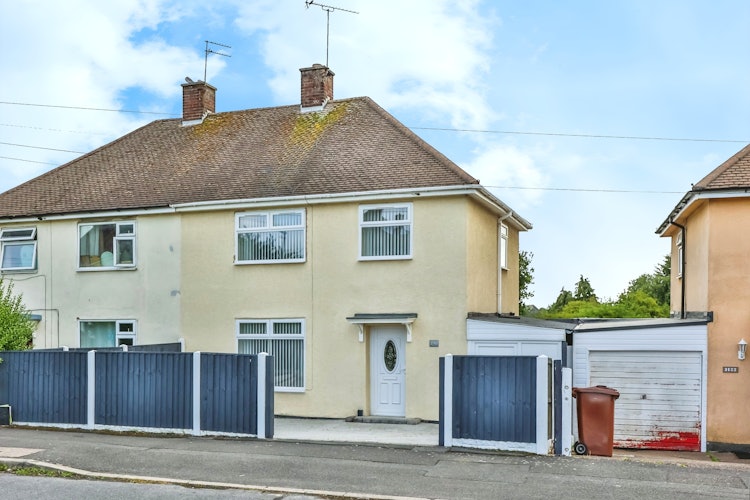 3 bedroom semi-detached house