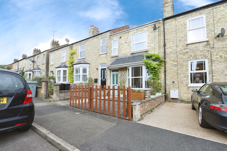3 bedroom terraced house