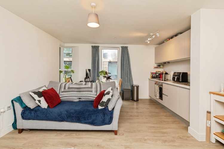 1 bedroom flat