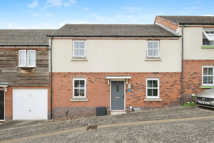 3 bedroom terraced house