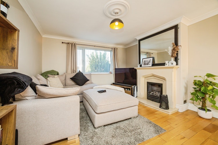 3 bedroom terraced house