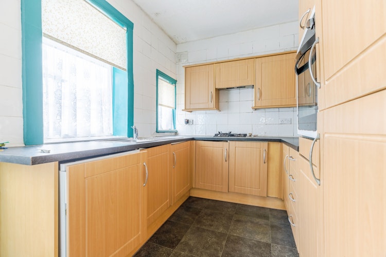 2 bedroom terraced house