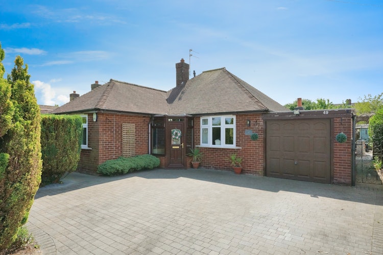 4 bedroom detached bungalow
