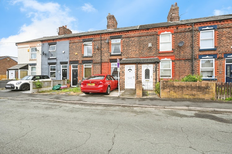 3 bedroom terraced house