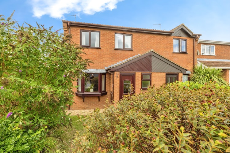 3 bedroom semi-detached house