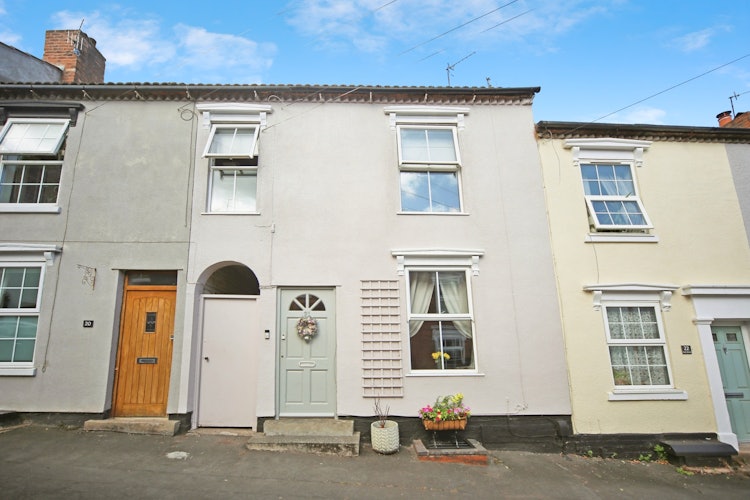 3 bedroom terraced house