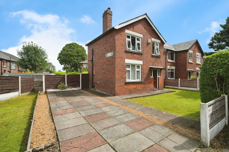 3 bedroom semi-detached house