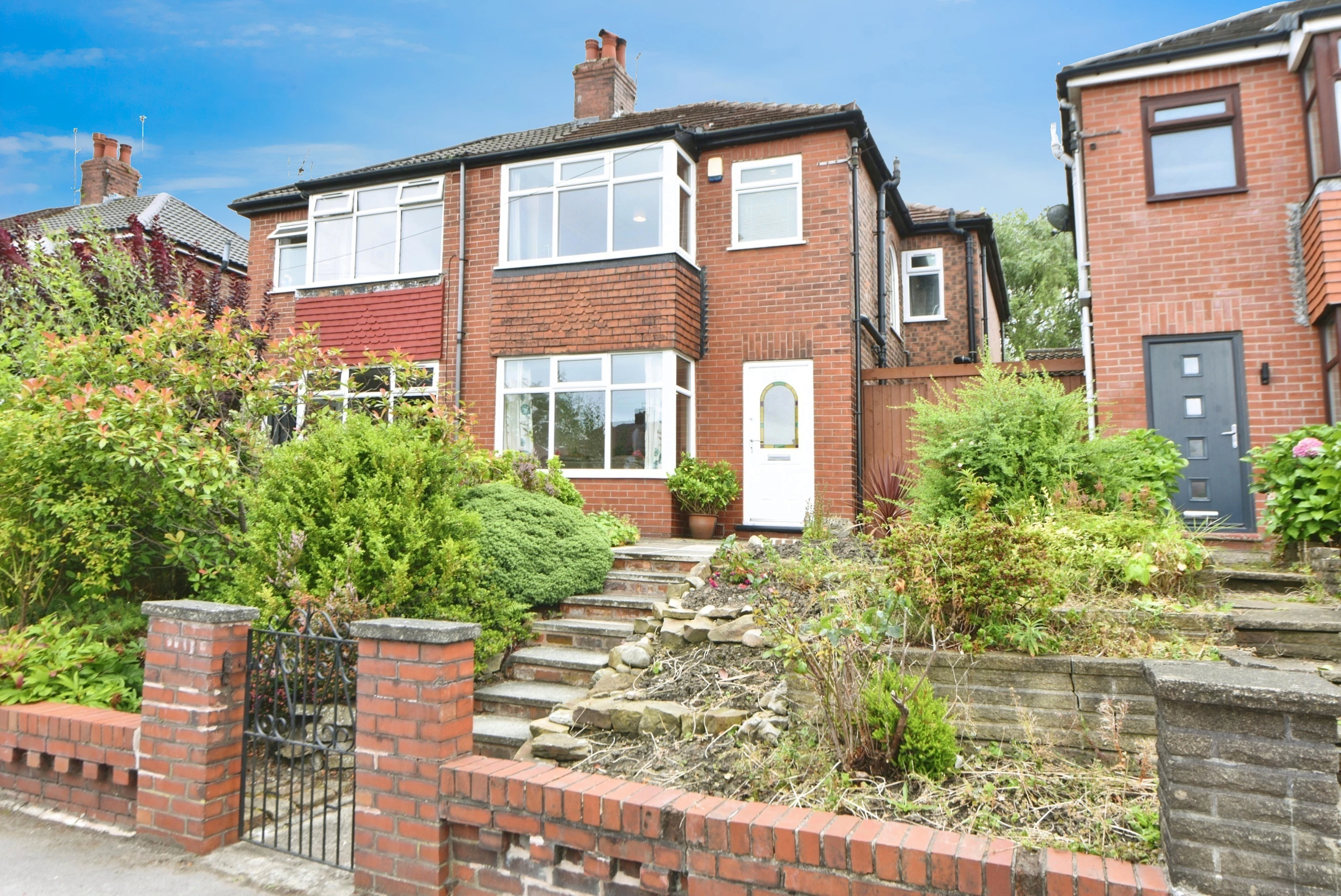 Hollinwood Avenue, Oldham