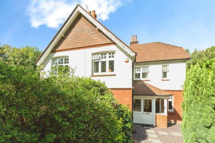 3 bedroom semi-detached house