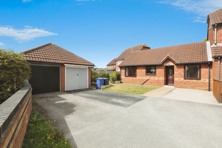 2 bedroom semi-detached bungalow