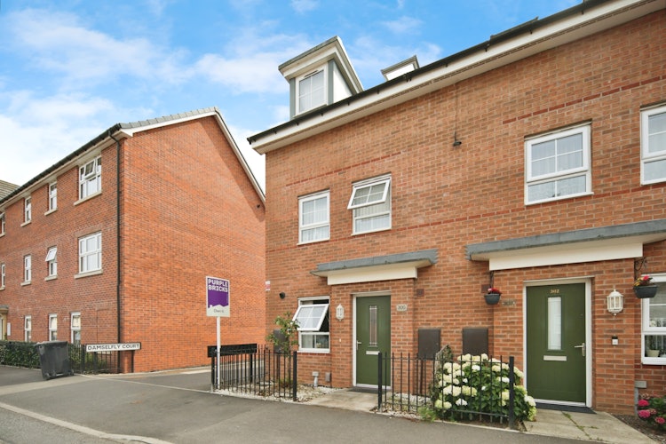 3 bedroom semi-detached house