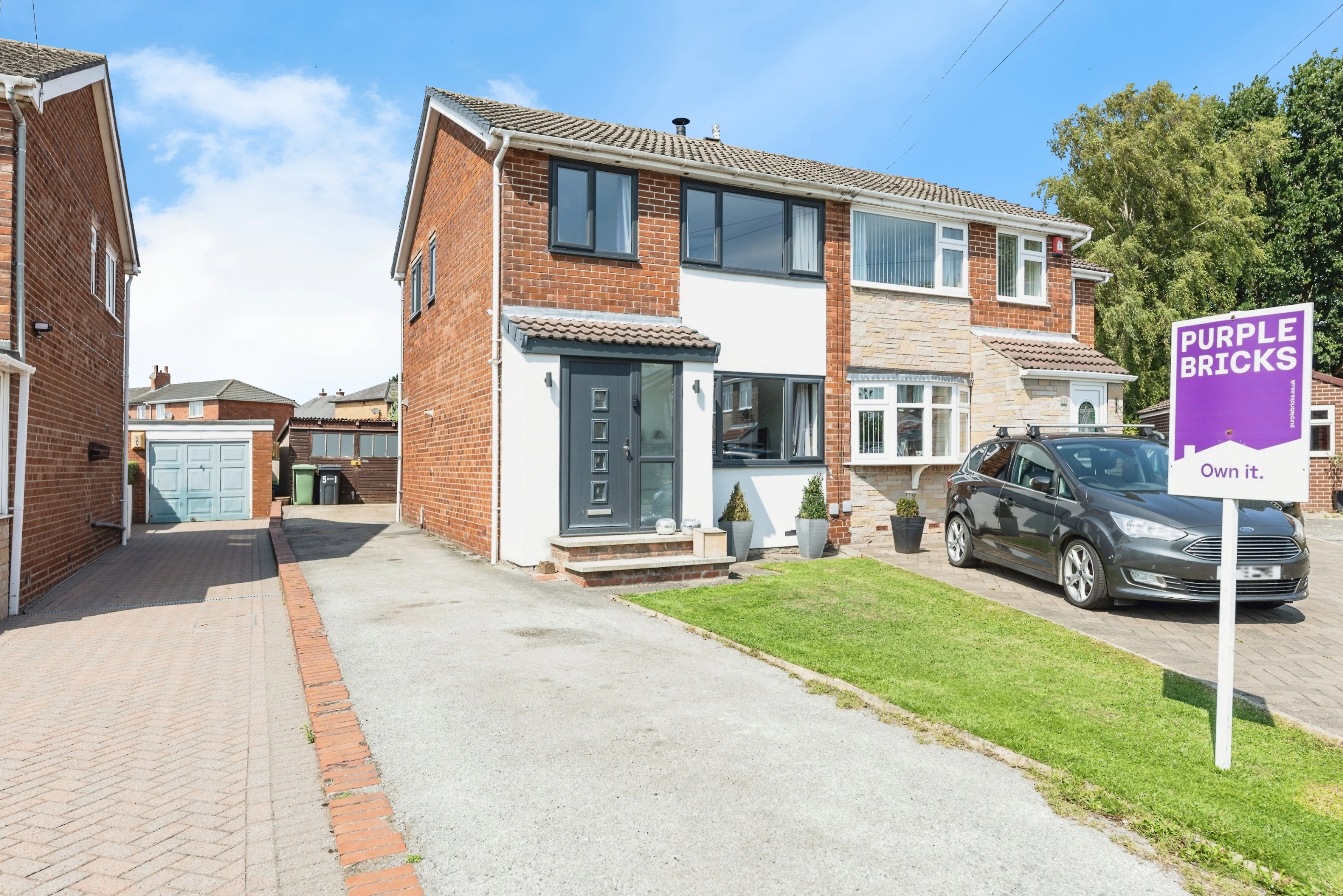Manor Park Avenue, Castleford