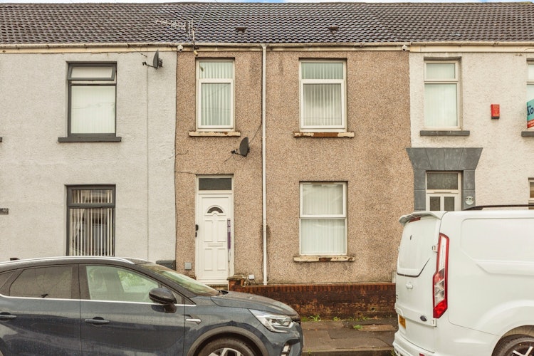 3 bedroom terraced house