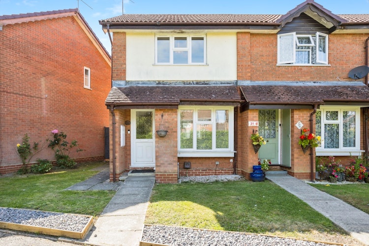 2 bedroom end of terrace house