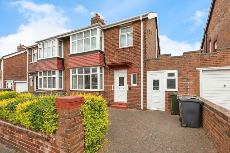 3 bedroom semi-detached house
