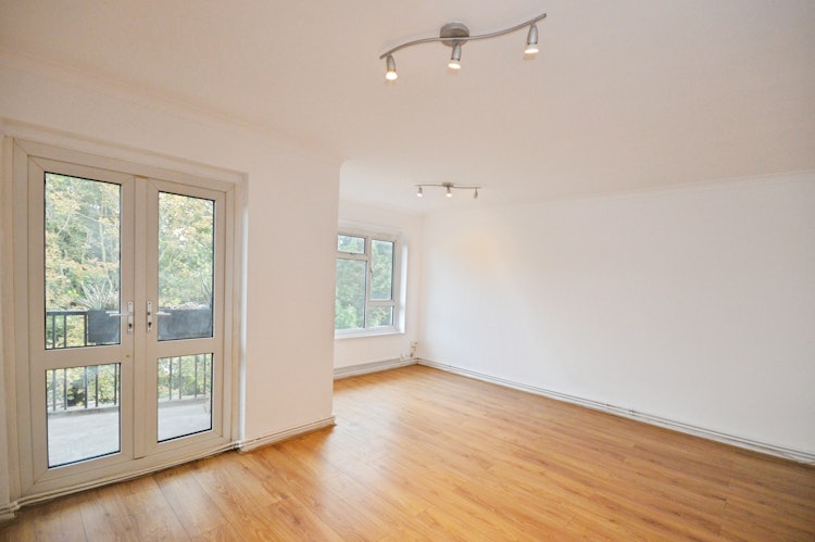 3 bedroom flat