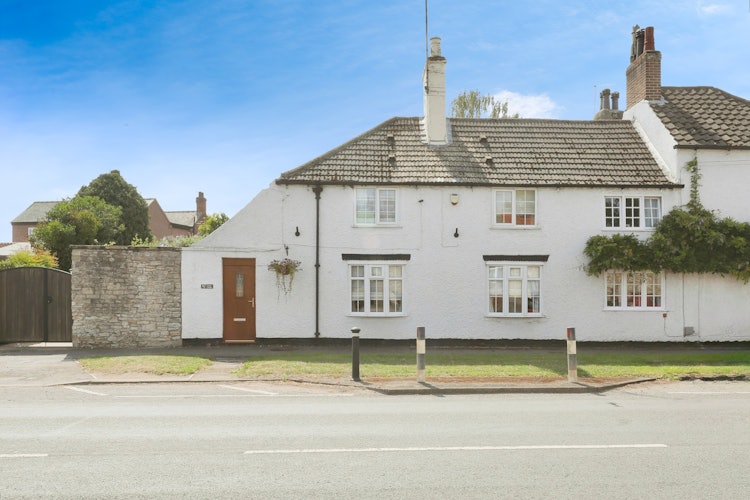3 bedroom semi-detached house