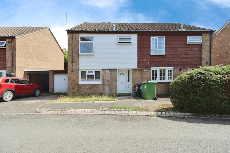 3 bedroom semi-detached house