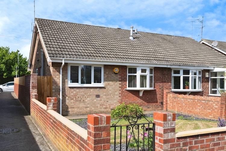 2 bedroom semi-detached bungalow