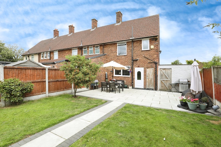2 bedroom terraced house