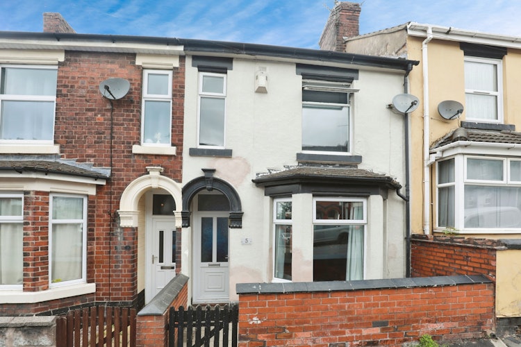 3 bedroom terraced house