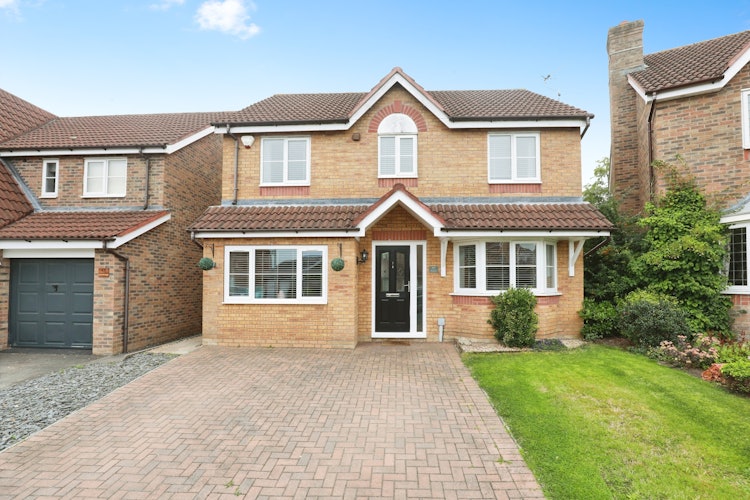 4 bedroom detached house